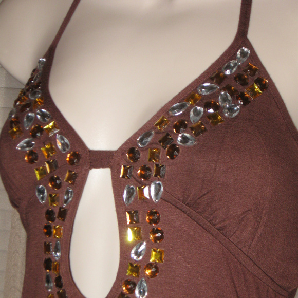 YAG Jewelled Brown Key Hole Design Tank Top L NWT - Picture 1 of 8